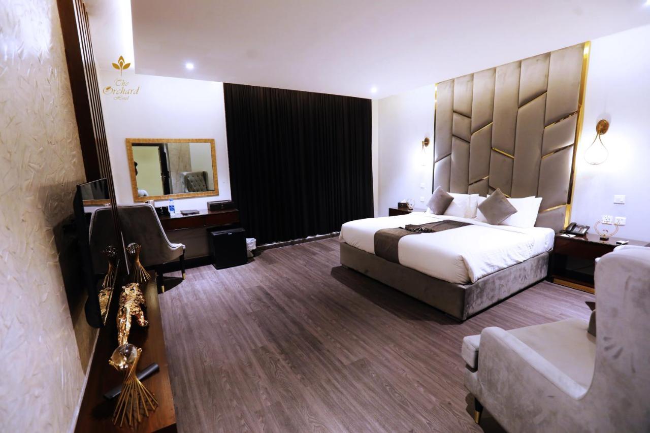 The Orchard Hotel Lahore Luaran gambar