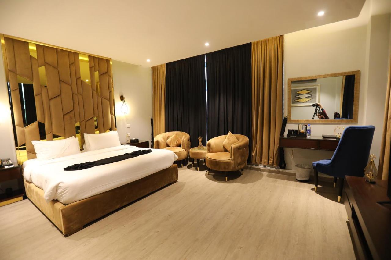 The Orchard Hotel Lahore Bilik gambar